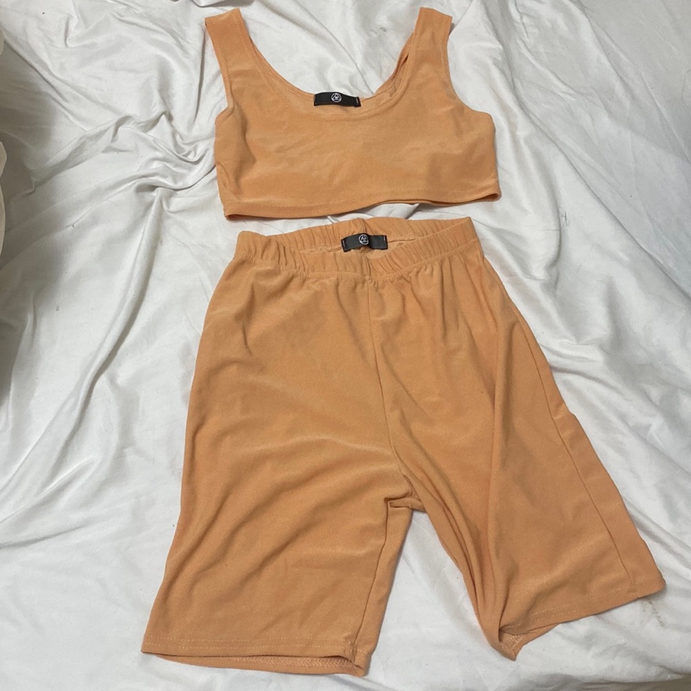 Missguided matching set (S) in Pale Orange